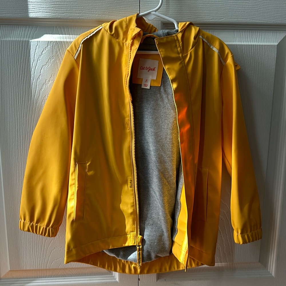 Rain coat